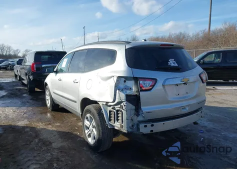 2015 Chevrolet Traverse Ls z USA, uszkodzony, nr VIN 1GNKVFED5FJ233018